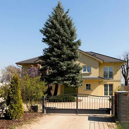 Casa Sul Modern Retreat