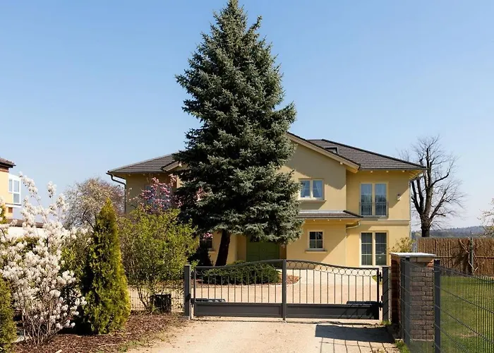 Casa Sul Modern Retreat